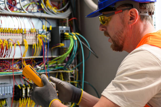 Best 24-Hour Electrician  in Lake Waccamaw, NC